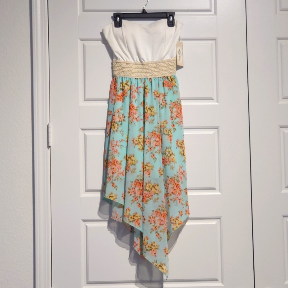 NWT WildDaisy strapless dress